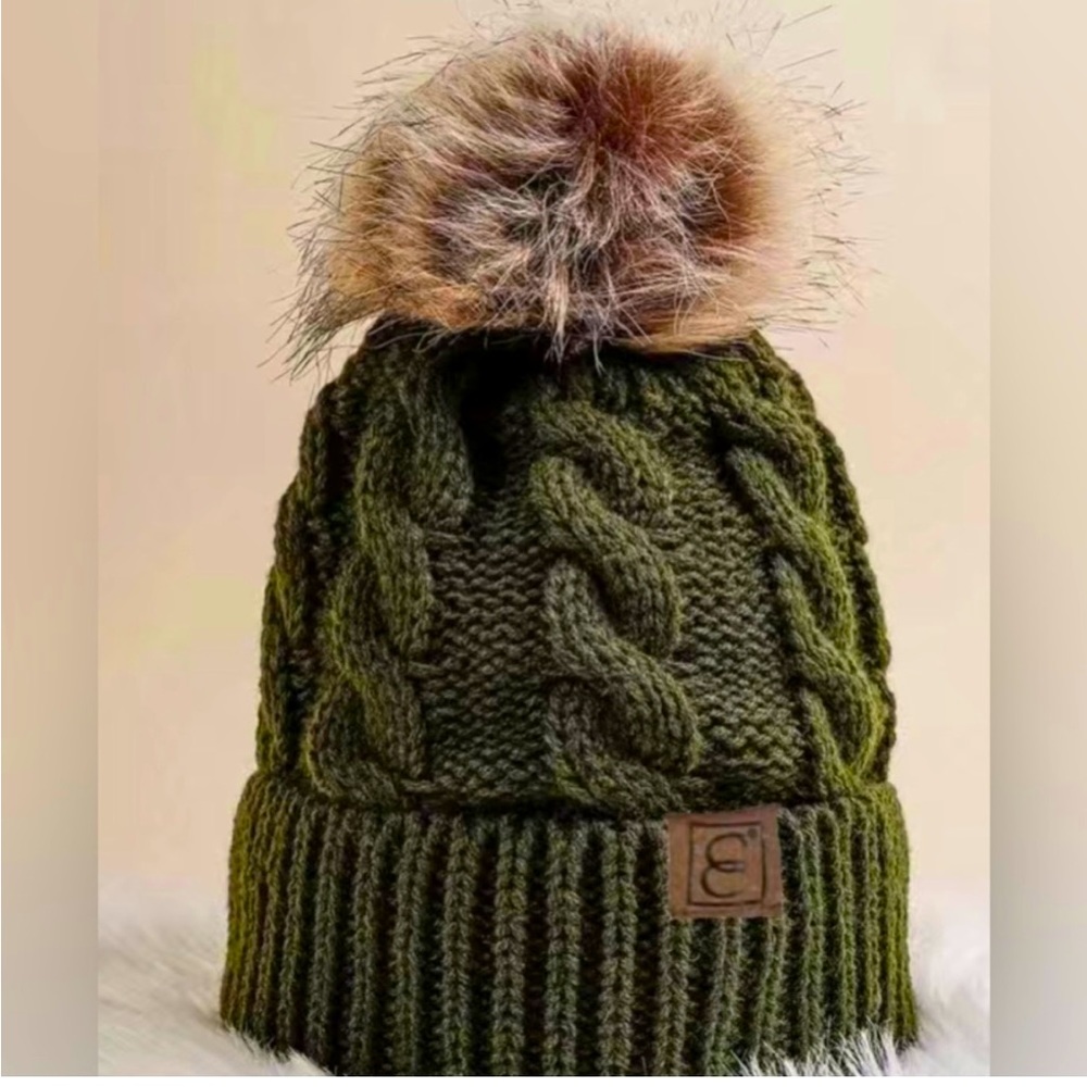 Lot of 5 Winter beanie Hats